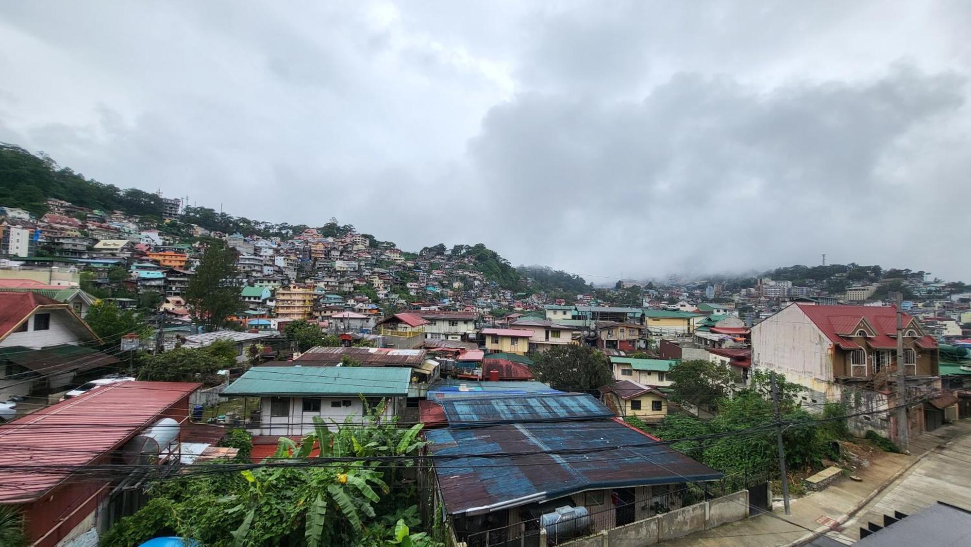 Finteo Skylands Premium Daire Baguio City Oda fotoğraf